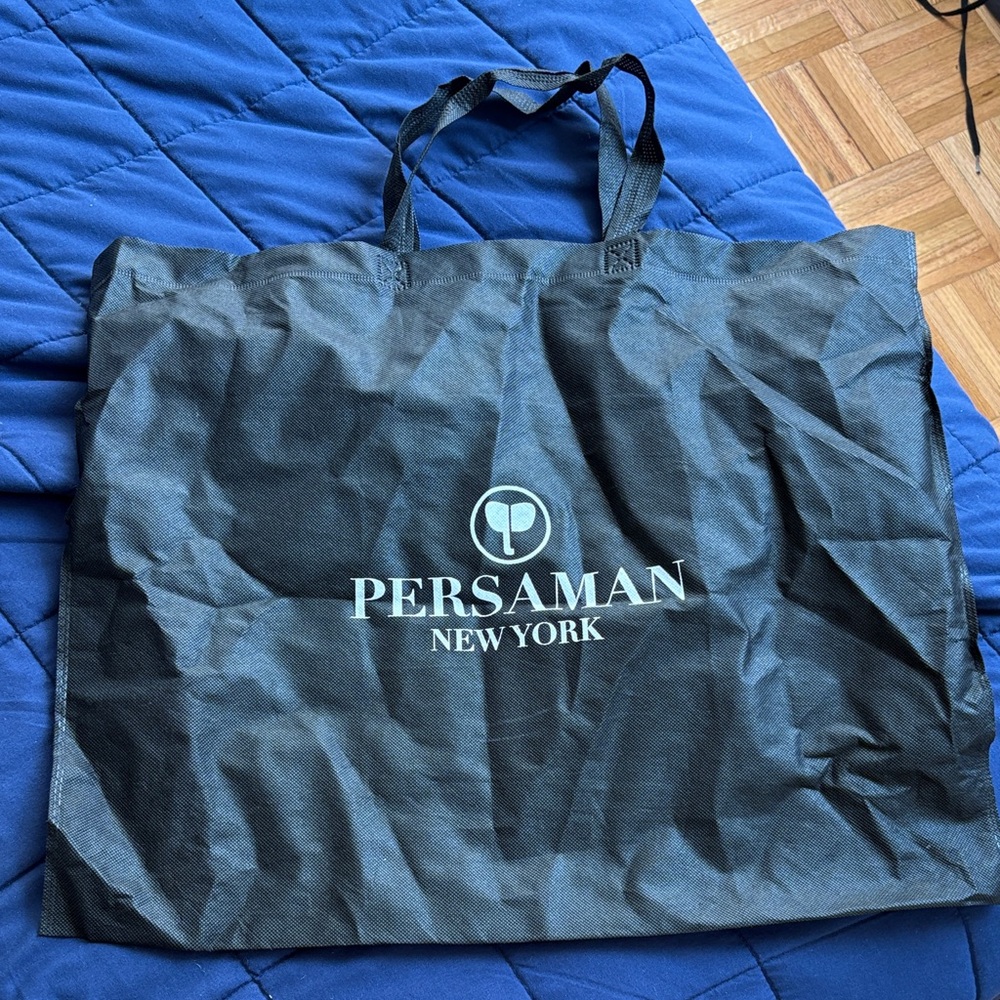 Persaman New York Charcoal Carryall Bag